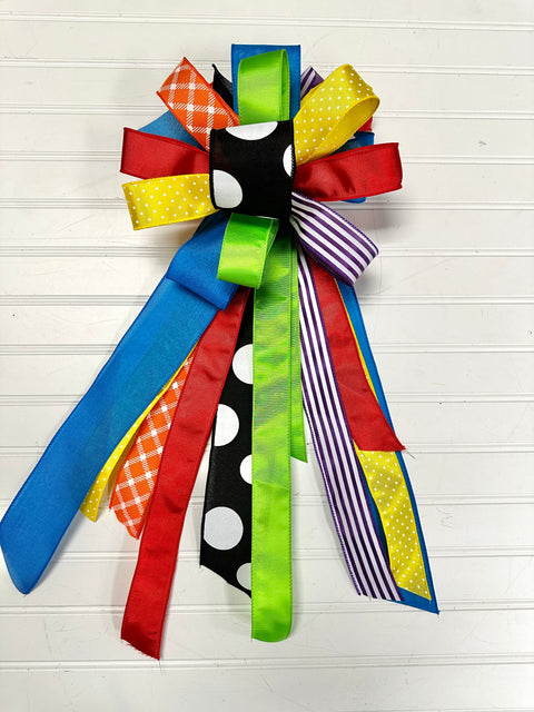 Summer Bow With Reds - Medium Streamer