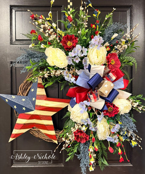 Metal Star Americana Round Wreath