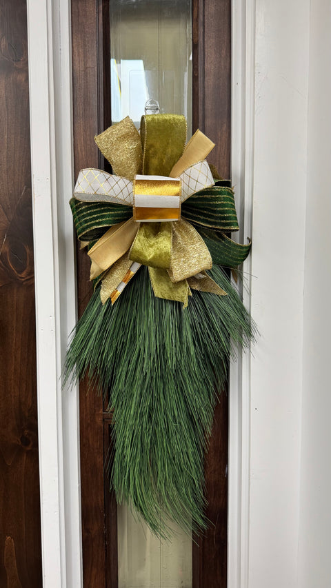 Sing Noel Needle Pine Teardrop - Green