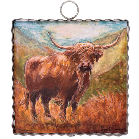 Mini Gallery Highland Cow Charm