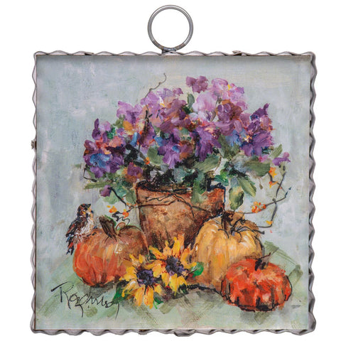 Mini Gallery Lavender Mums Charm