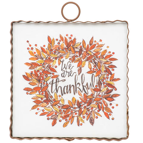 Mini Gallery Thankful Wreath Charm