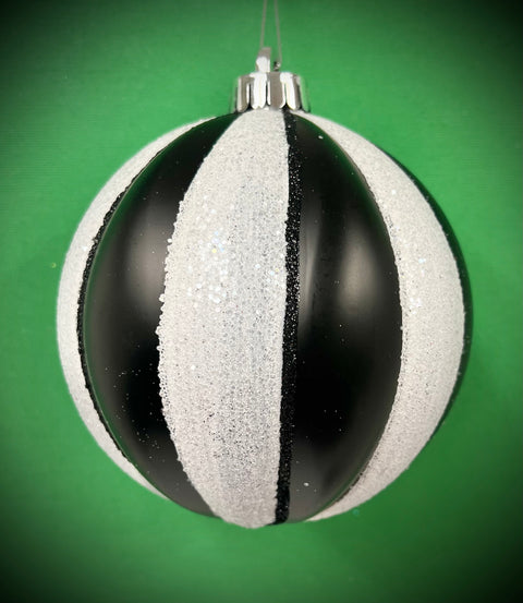 130mm Vertical Striped Ornament - Black & White