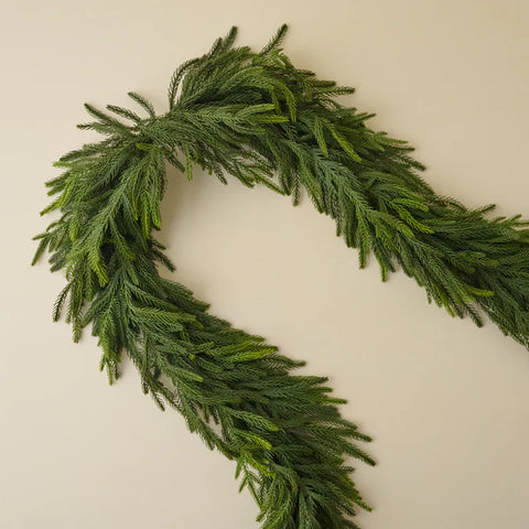 8' Deluxe Norfolk Pine Mantel Garland x120