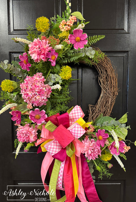 Bursts of Pink Round Wreath