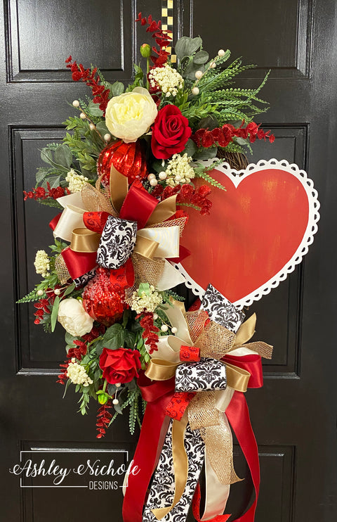 **Lacey Valentine Wreath - Red Version **