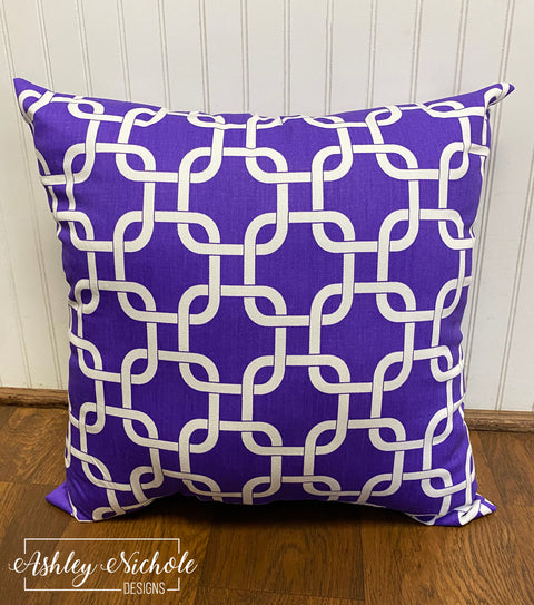 Outdoor Pillow - Purple Passion Links