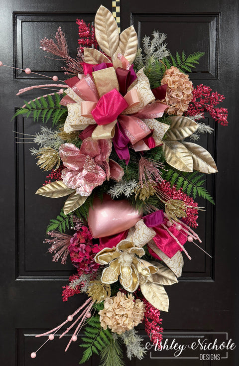 **Fancy Valentine Date Teardrop Swag**