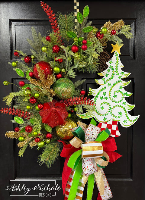Chinoiserie Christmas Tree Green and White Wreath