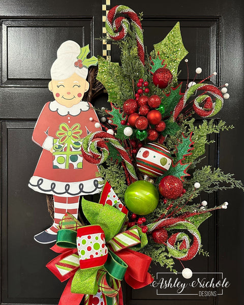 Mrs. Claus with Present Christmas Wreath