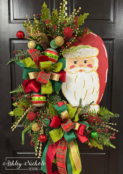 Santa Wreath - Vintage & Traditional Christmas