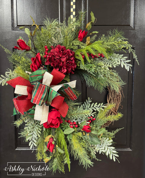 The Scarlet Noel Wreath