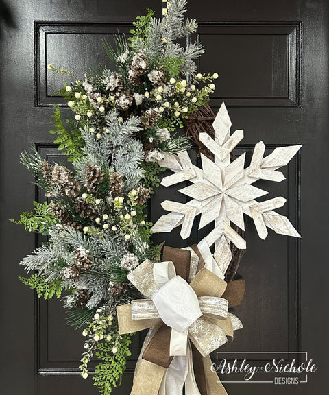 Woodland Frost Snowflake Wreath