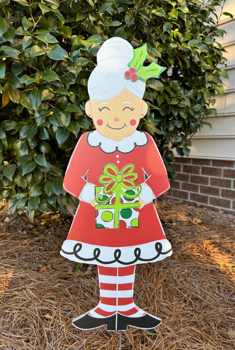 Mrs. Claus  - Christmas Corrugated Coroplast Yard Stake