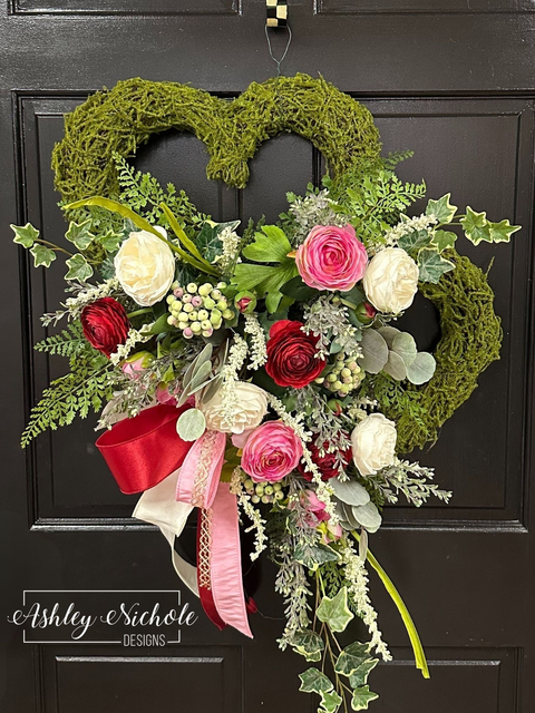 Double Heart Romantic MOSS Floral Door Hanger