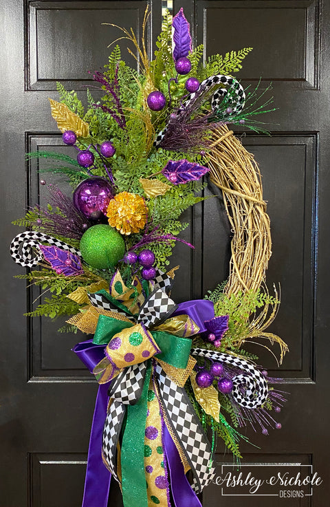 Festive Mardi Gras Oval Wreath