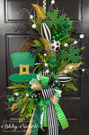 St Patrick's Top Hat Oval Wreath