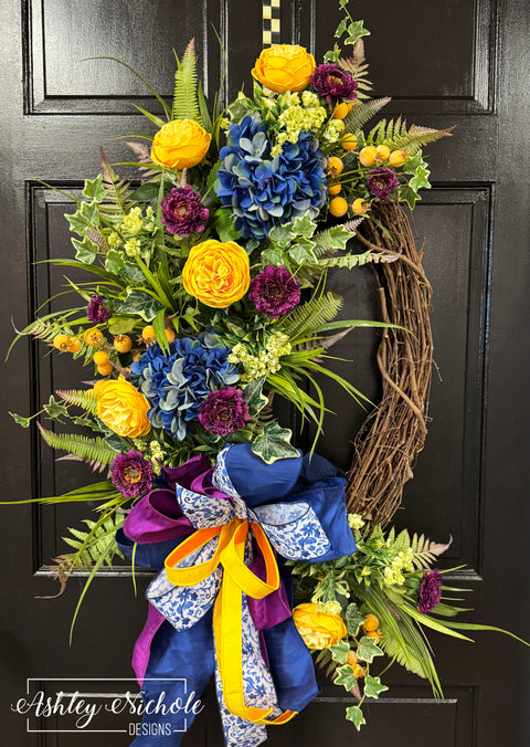 *READY to SHIP* - Hydrangea & Gold Elegance Wreath