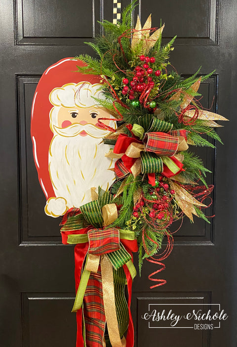 Santa Wreath - Vintage & Traditional Christmas