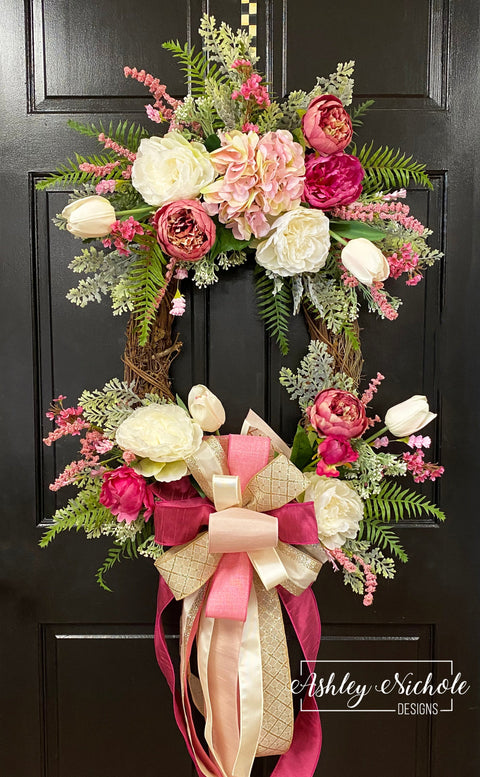 Valentine Bouquet Oval Wreath