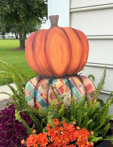 Harvest Plaid Pumpkin Stack -  Corrugated Coroplast Yard Stake