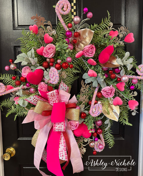 Glitzy & Fun Valentine Full Round Wreath