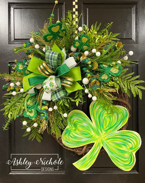 Abstract Shamrock St. Patricks Wreath