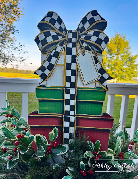 Elegant Checkered Christmas Gift Stack  - Christmas Corrugated Coroplast Yard Stake