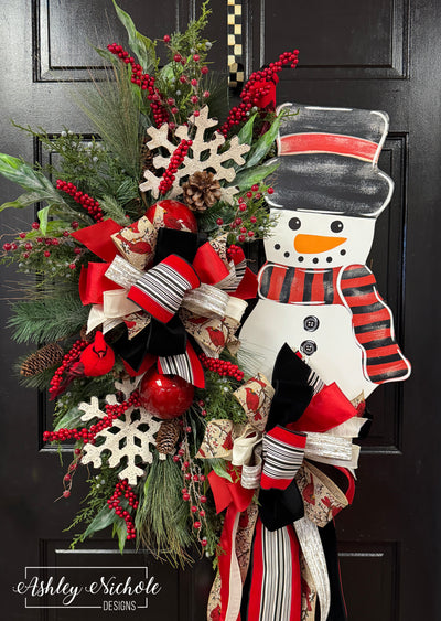Snowman & Cardinal Traditional Wreath
