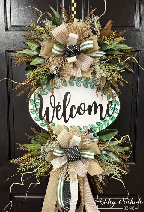 Laurel Neutral Welcome Plaque Wreath