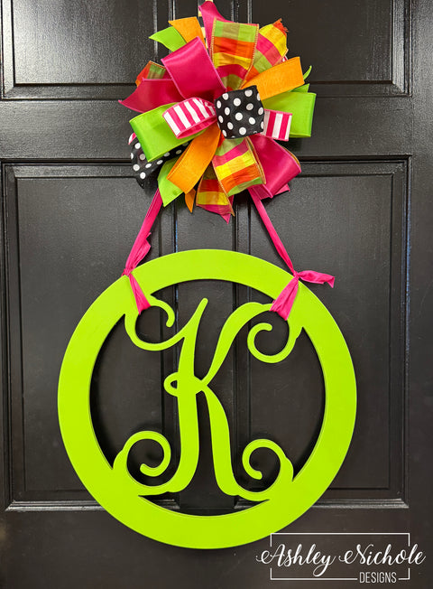 20" Circle Wood Monogram -  Vine Font Monogram - Single Letter (Hand-Painted)