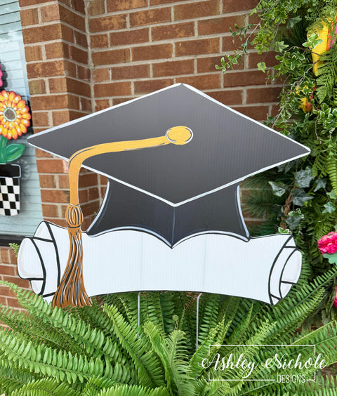 Graduation Cap & Diploma - Corrugated Coroplast Yard Stake
