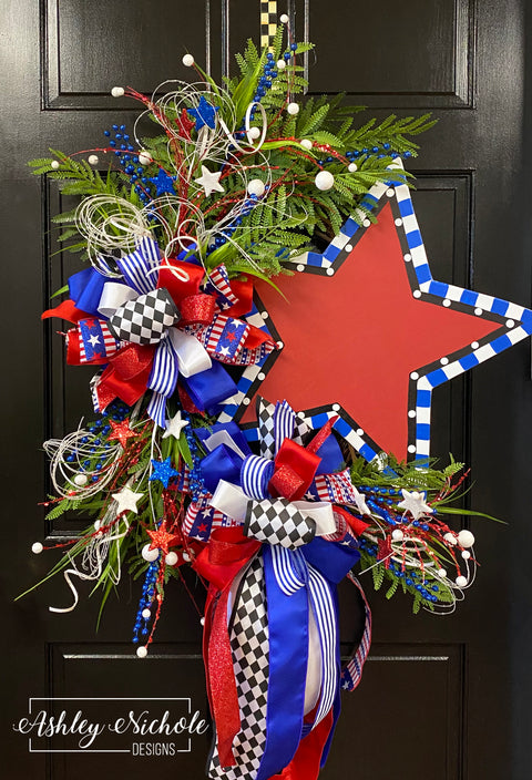 Funky Red Star Wreath