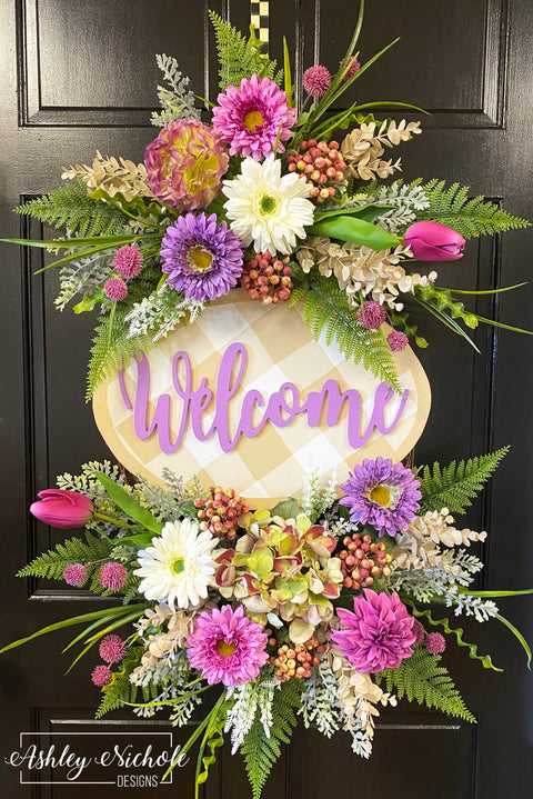 Tulip (Lavender) & Daisy Oval Welcome Sign Wreath