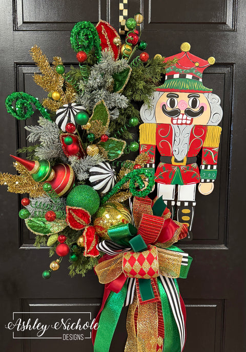 Nutcracker - Christmas Elegance Wreath