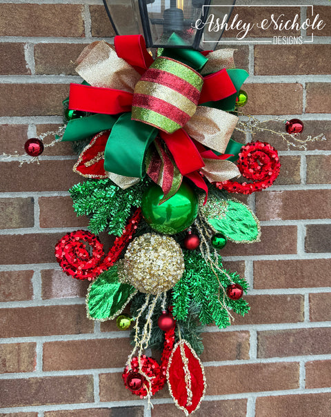 26" Decorated Evergreen Lantern Swag - Christmas Splendor