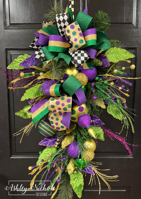 Mardi Gras Ball Teardrop Swag - 36"