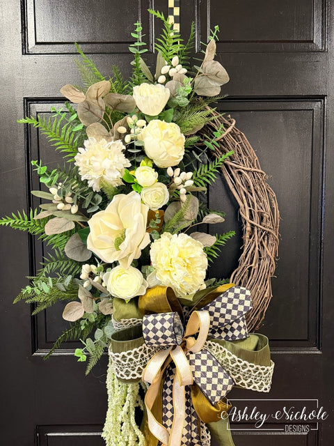 *READY to SHIP* - Neutral Cream Oval Wreath