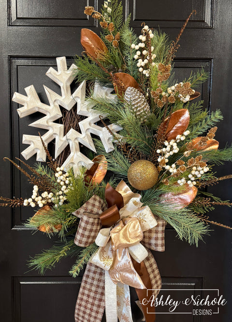 Rustic Snowflake Elegance Wreath