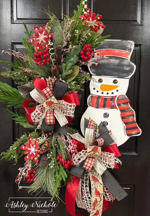 Snowman & Cardinal Traditional Wreath