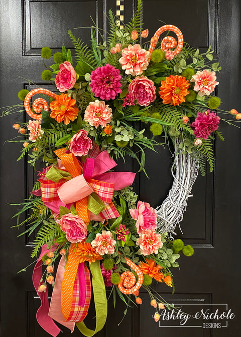 Spring Garden Beauty Oval Wreath