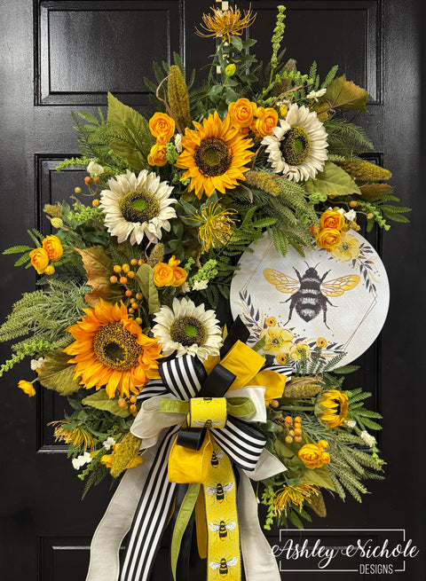 The Honeybee & Sunflowers Garden Wreath