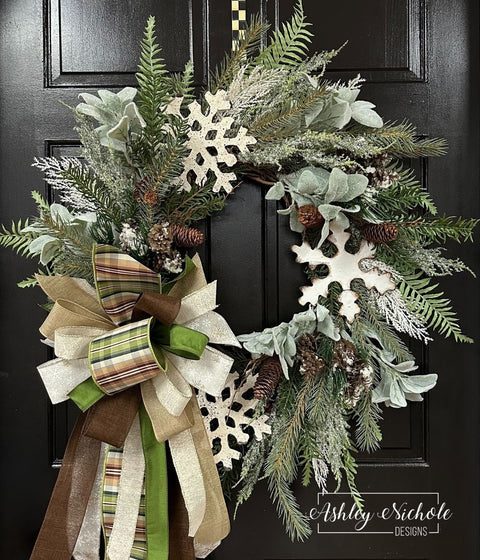 Triple Snowflake Full Round Winter Wreath