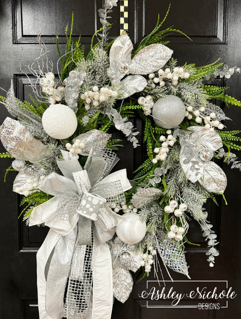 Winter Wonderland Silver & White Wreath