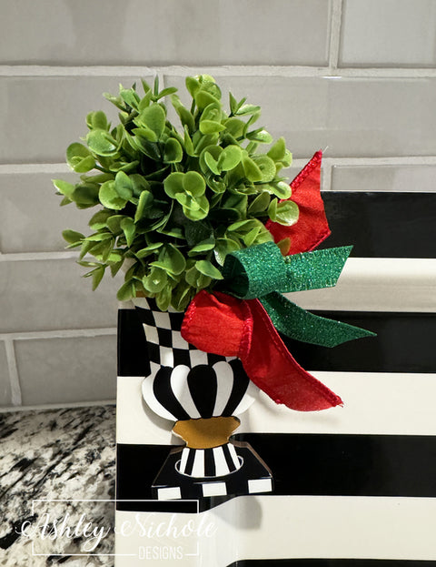 Black/White Christmas Urn Topiary - Mini Piece (Magnet/Velcro)