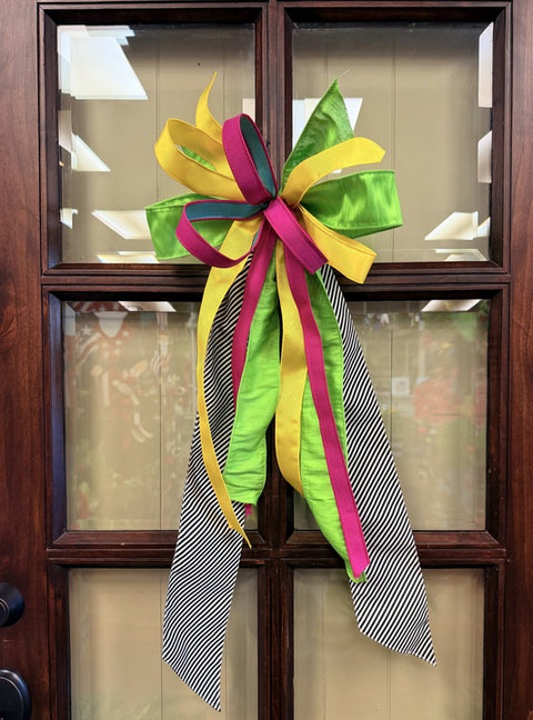 Black & White Diagonal Stripe Sash Bow