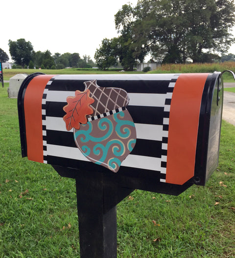 Acorn Magnetic Mailbox Cover