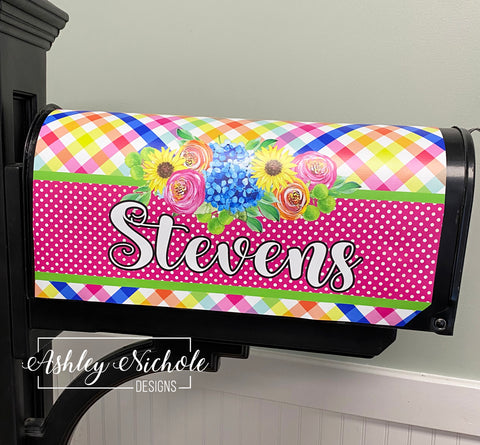 Full Bloom "Welcome or Last Name" Mailbox Cover
