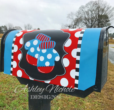 Mittens - Magnetic Vinyl Mailbox Cover