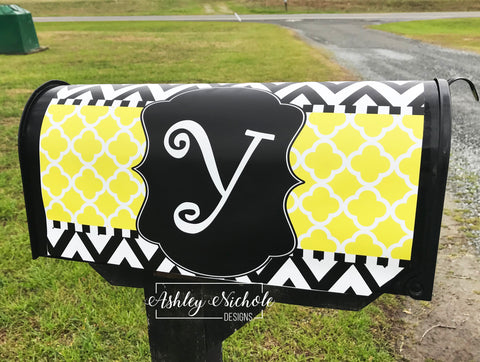 Initial - Quatrefoil - Magnetic Vinyl Mailbox Cover